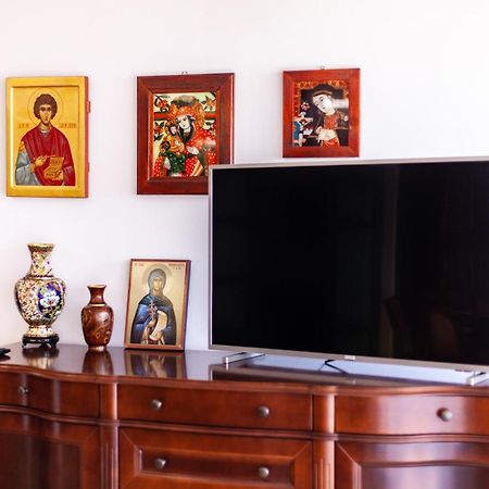 Spacious Apartment In City Centre Iasi Eksteriør bilde