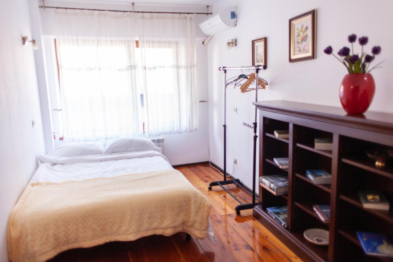 Spacious Apartment In City Centre Iasi Eksteriør bilde