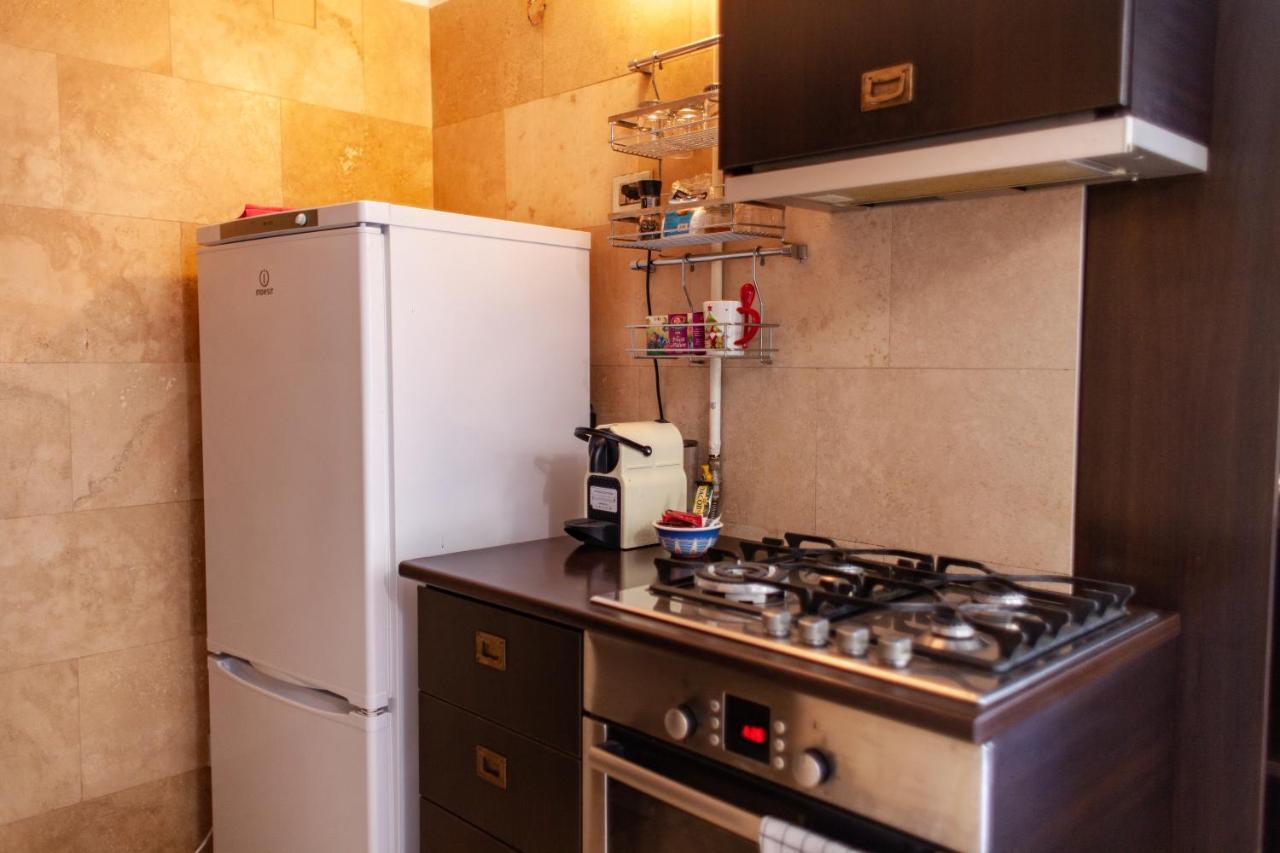 Spacious Apartment In City Centre Iasi Eksteriør bilde